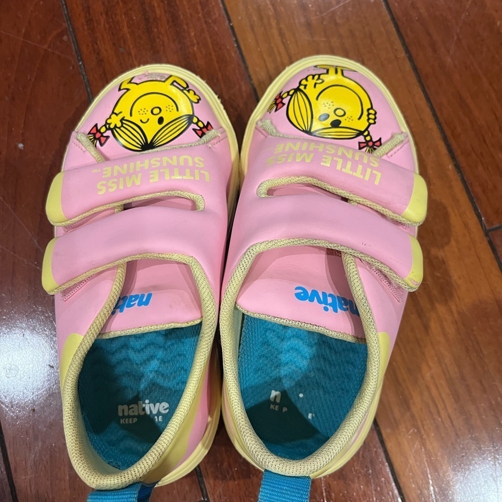 Native Little Miss Sunshine Pink Sneakers-Size 9 in pink - Picture 6 of 10